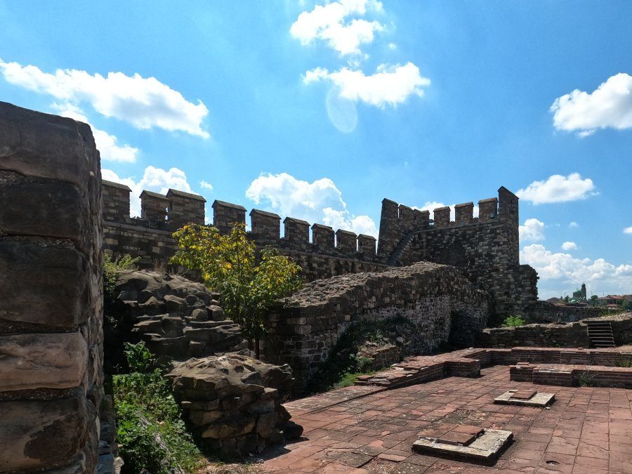 One day in Veliko Tarnovo: The wonderful Tsarevets castle!