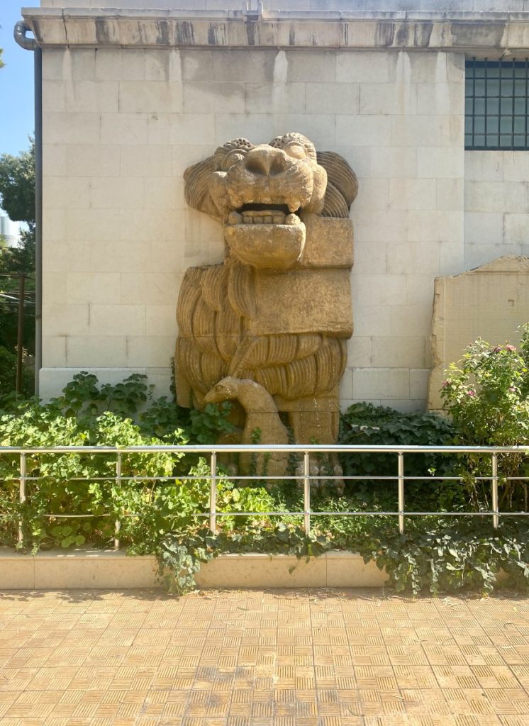 A lion statue outside of the National museum of Damascus