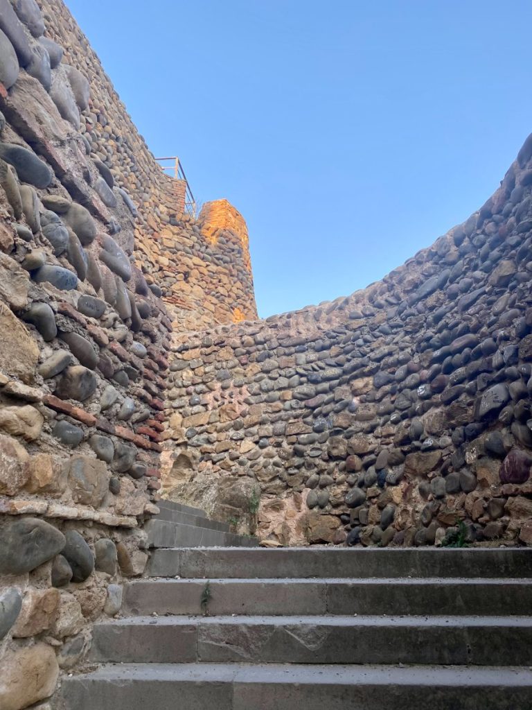 Stairs leading up to a stone wall of the Gori fortress.