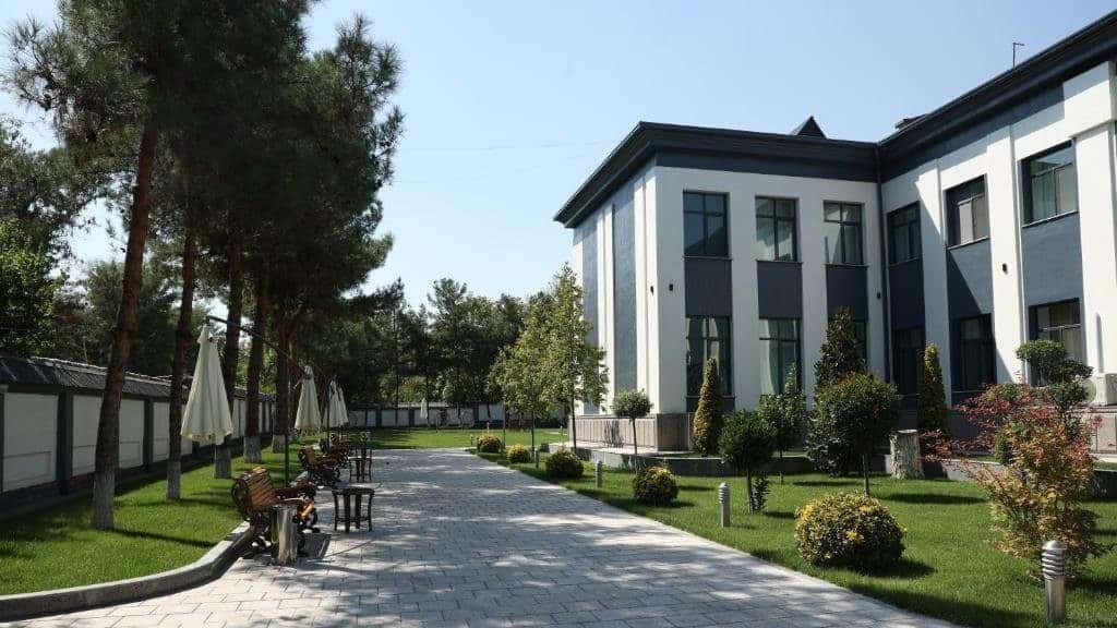 Green Park Hotel is a well-rated mid-range stay among hotels in Tashkent. 