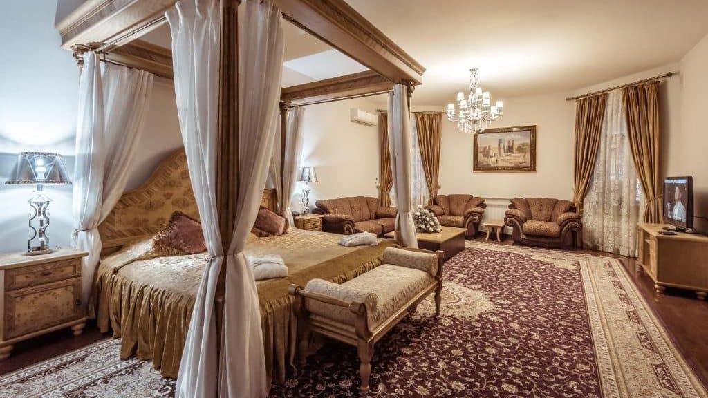 Ichan Qala Premium Class Hotel brings a bit of elegance to the mid-range scene of hotels in Tashkent. 